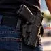Projeto pode facilitar posse e porte de arma ao mudar exigência de comprovação de risco