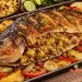  Tambaqui assado recheado com farofa de bacon e banana