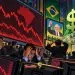 Vitória de Lula provoca forte reação negativa no mercado: dólar dispara, Bolsa despenca e negociações são suspensas